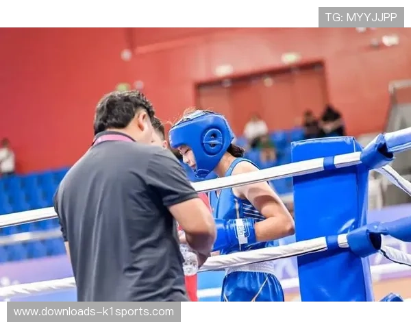 拳击历史与规则进入校园体育课程，青少年拳击赛事逐步普及